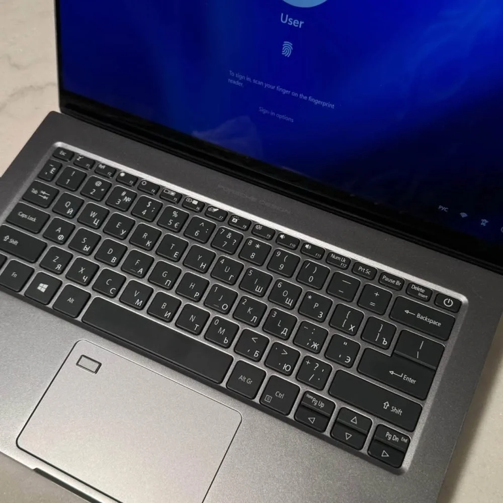 Porsche Design Acer Book RS i7